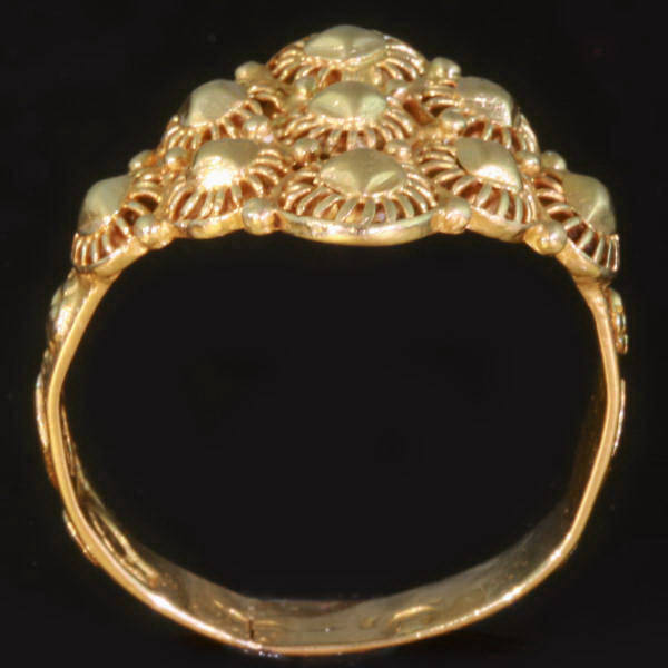 Dutch gold antique ring from Amsterdam 17th Century (image 5 of 12)